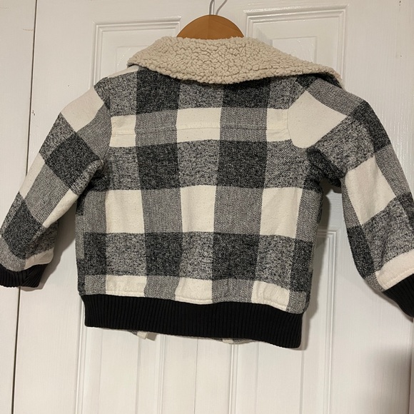 Old navy plaid jacket - Picture 2 of 2